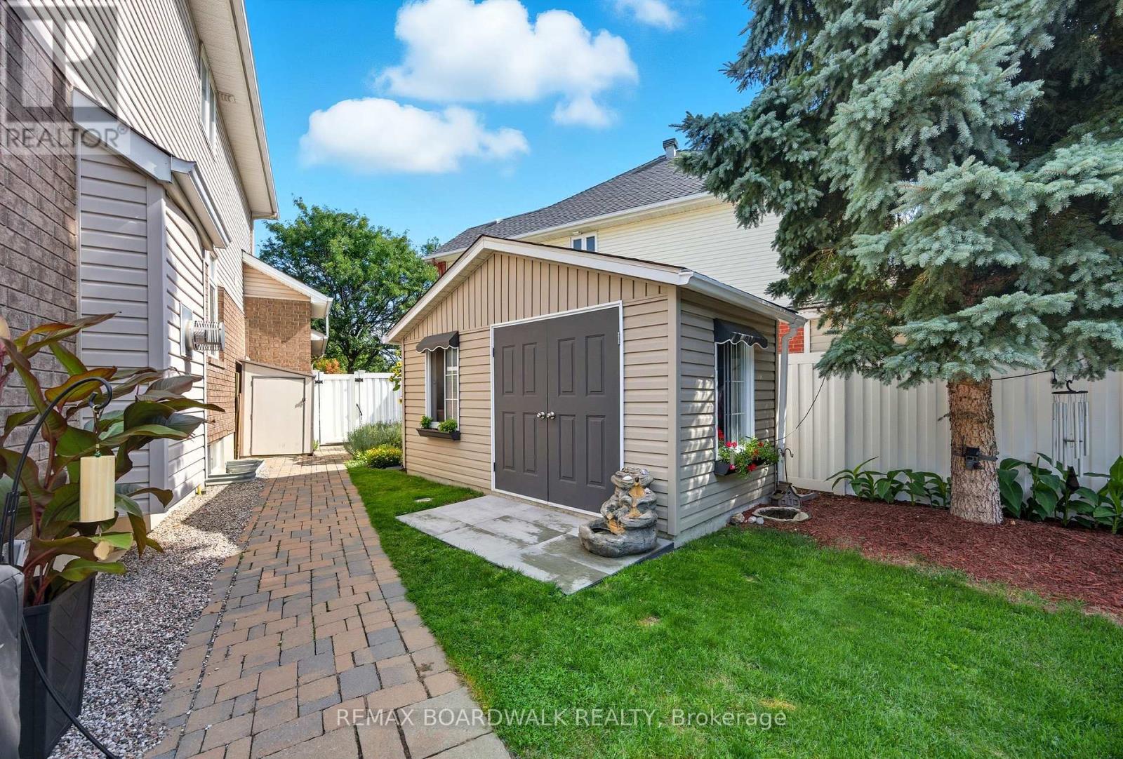 1031 Red Spruce Street, Ottawa, Ontario  K1V 1T5 - Photo 47 - X12946094