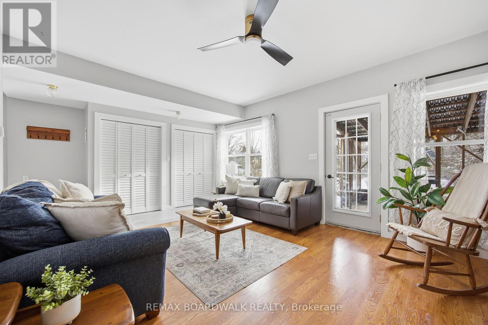 32 Cockburn Street, Perth, Ontario  K7H 2B2 - Photo 4 - X12946122