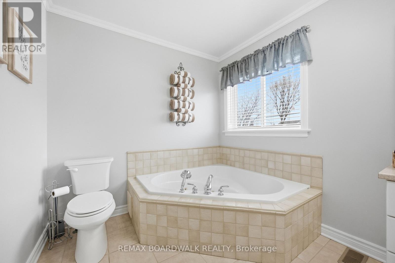 27 Comba Drive, Carleton Place, Ontario  K7C 4V2 - Photo 16 - X12946142