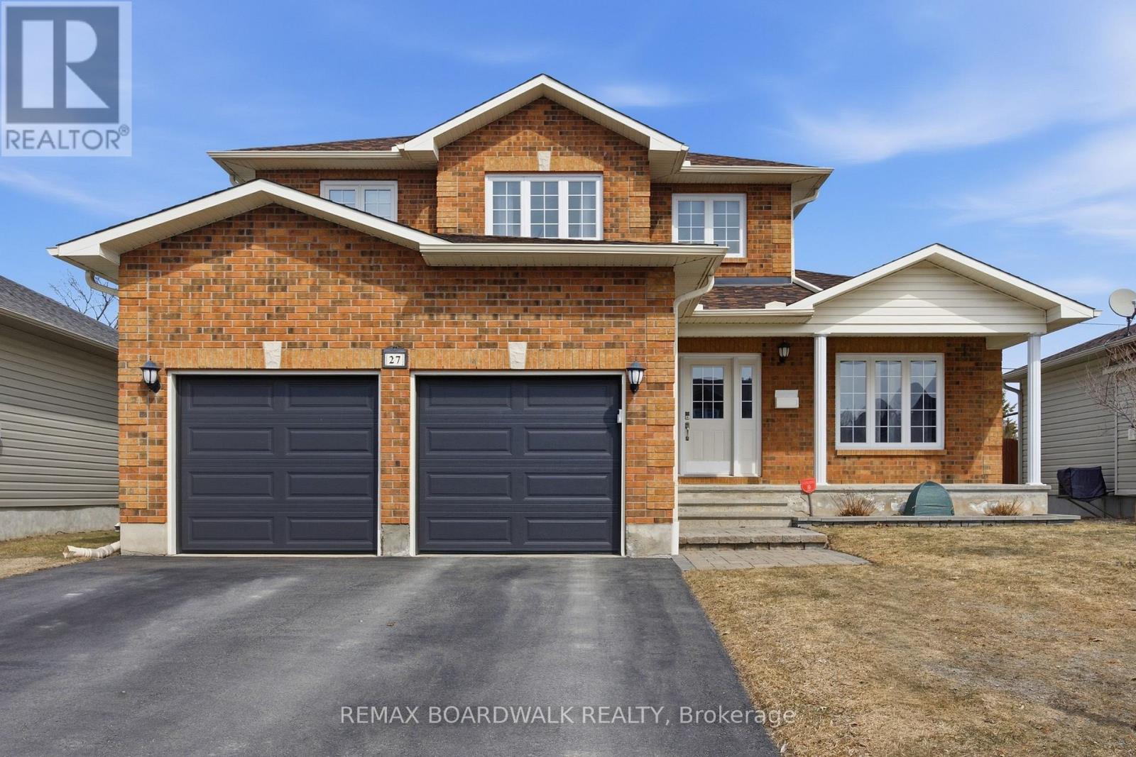 27 Comba Drive, Carleton Place, Ontario  K7C 4V2 - Photo 2 - X12946142