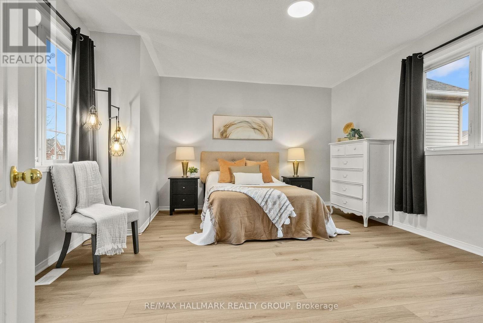 18 Irish Rose Crescent, Ottawa, Ontario  K2J 4T7 - Photo 21 - X12946148