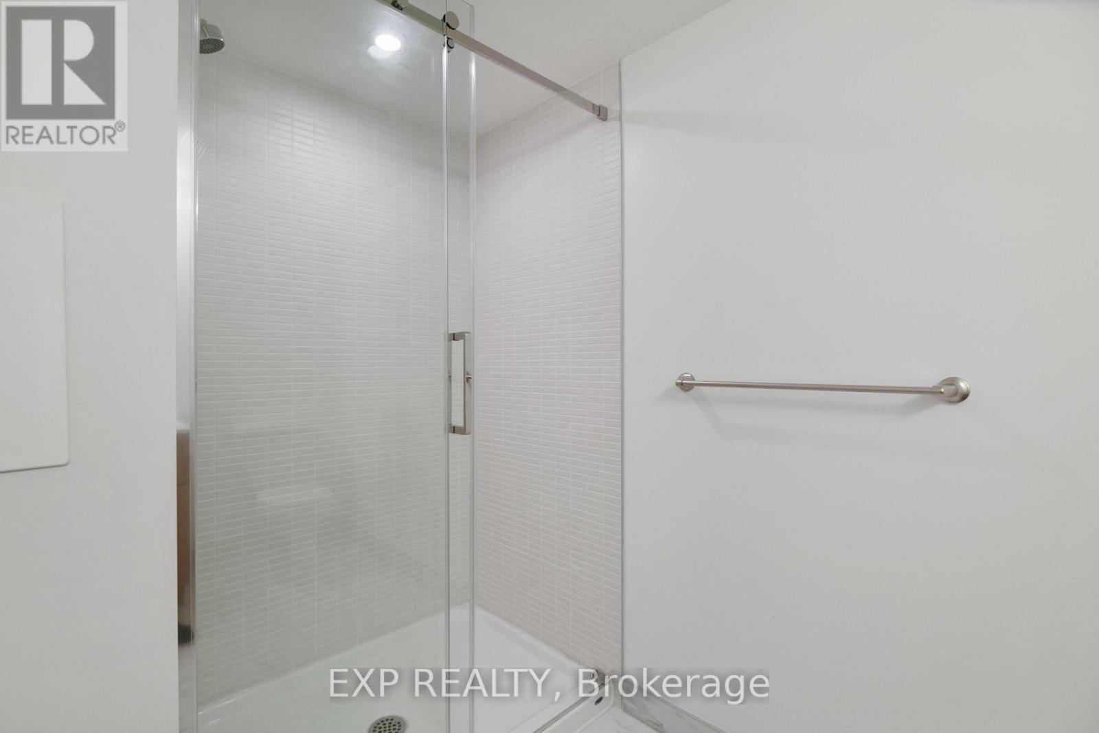 203 - 19 Robinson Avenue, Ottawa, Ontario  K1S 8N8 - Photo 14 - X12946198