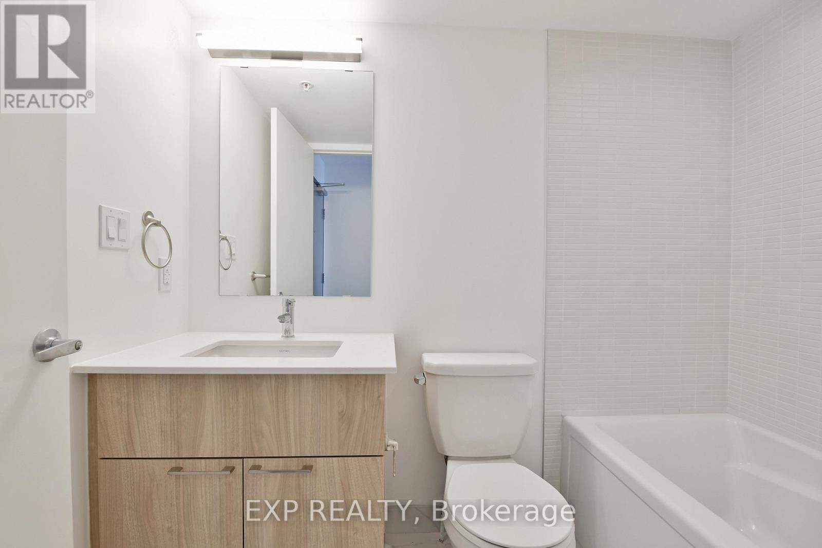 302 - 134 Robinson Avenue, Ottawa, Ontario  K1S 8N8 - Photo 15 - X12946218