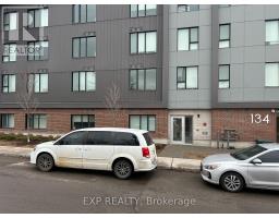 302 - 134 ROBINSON AVENUE, ottawa, Ontario