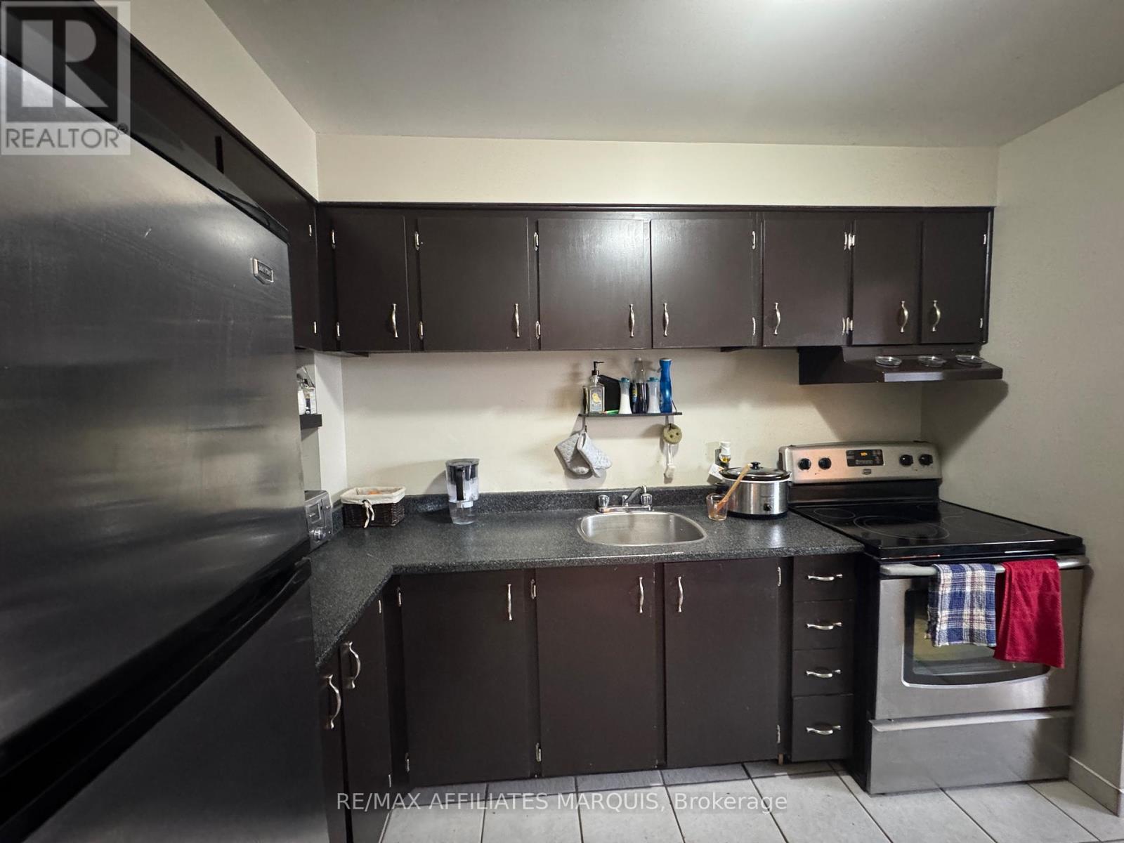 305 - 845 Kyle Court, Brockville, Ontario  K6V 6K7 - Photo 19 - X12946296