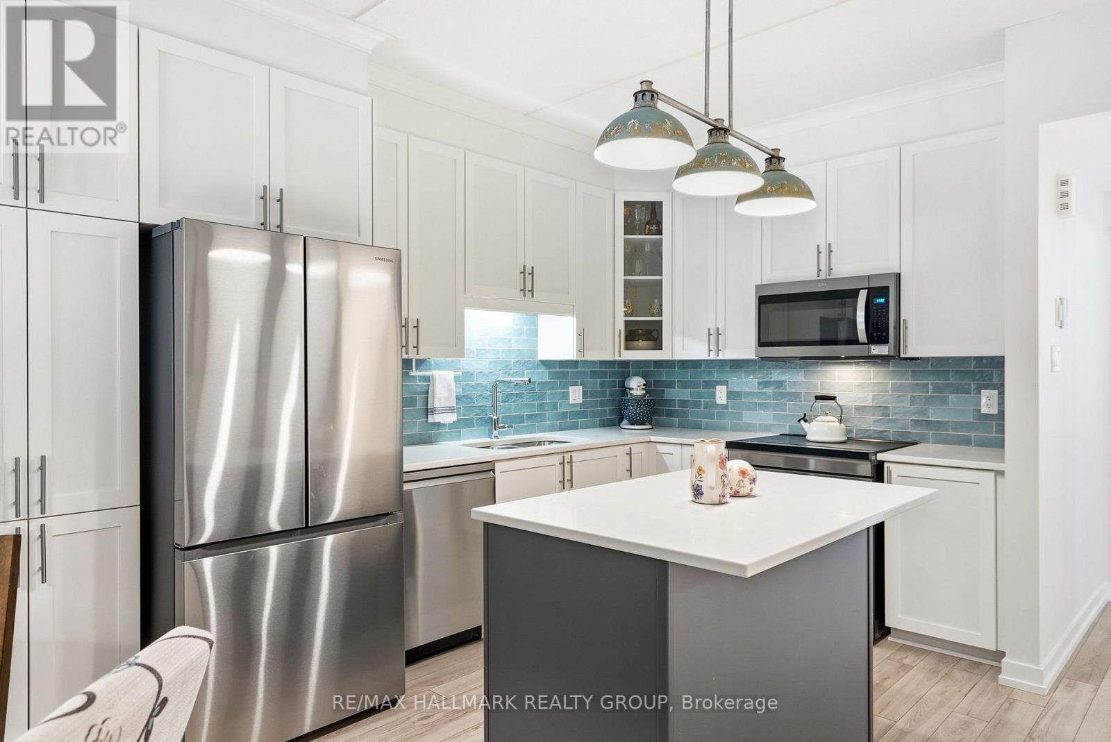 408 - 99 St Moritz Trail, Russell, Ontario  K0A 1W0 - Photo 6 - X12946340