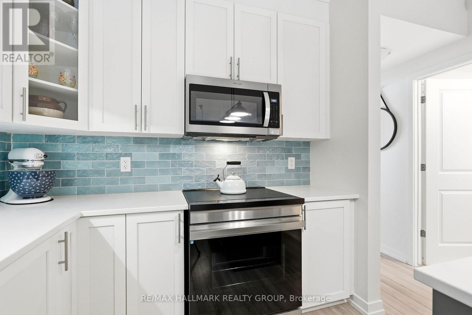 408 - 99 St Moritz Trail, Russell, Ontario  K0A 1W0 - Photo 7 - X12946340