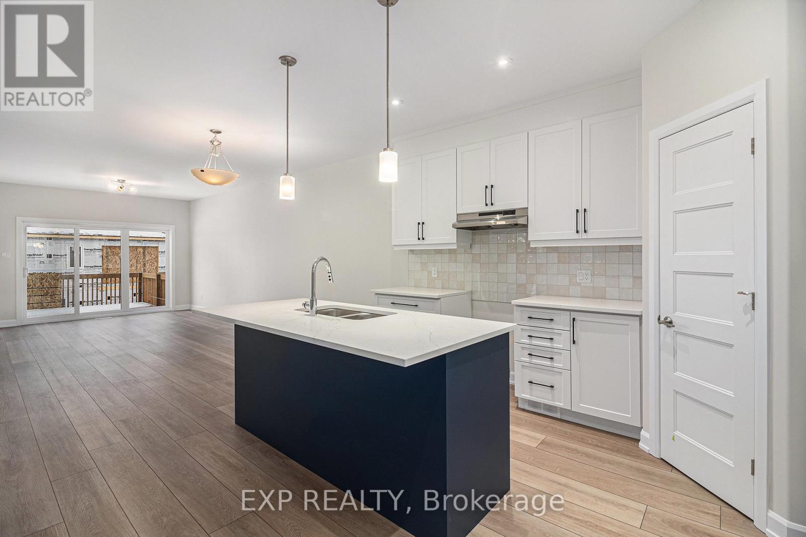 919 Chablis Crescent, Russell, Ontario  K0A 1W0 - Photo 7 - X12946348