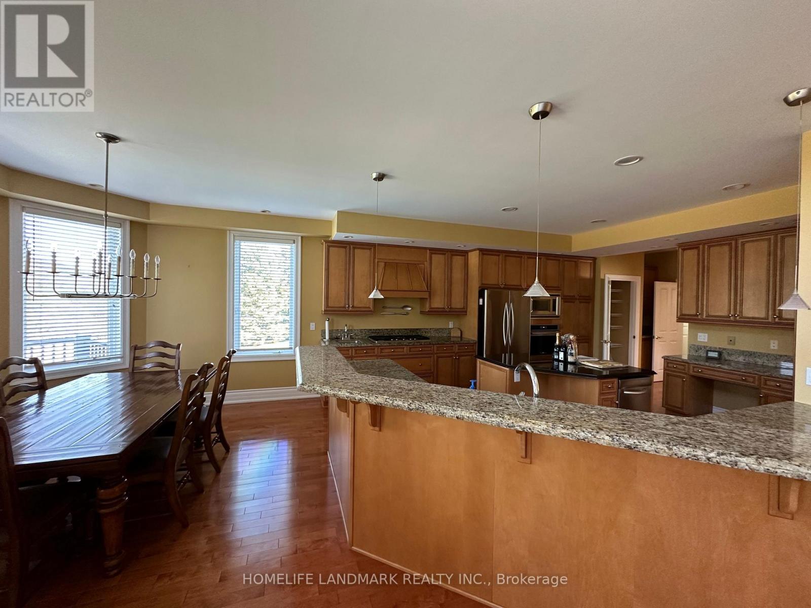 6 Sunny Ridge Trail, Clarington, Ontario  L0B 1J0 - Photo 4 - E12931968