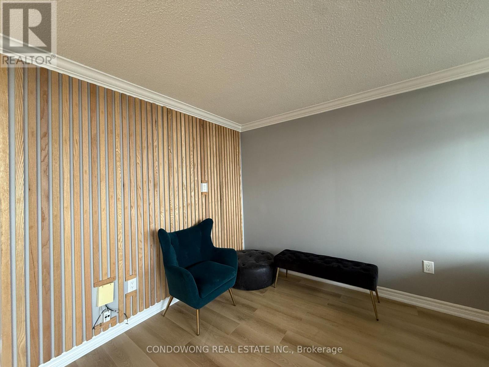 1007 - 3100 Kirwin Avenue, Mississauga, Ontario  L5A 3S6 - Photo 9 - W12937164