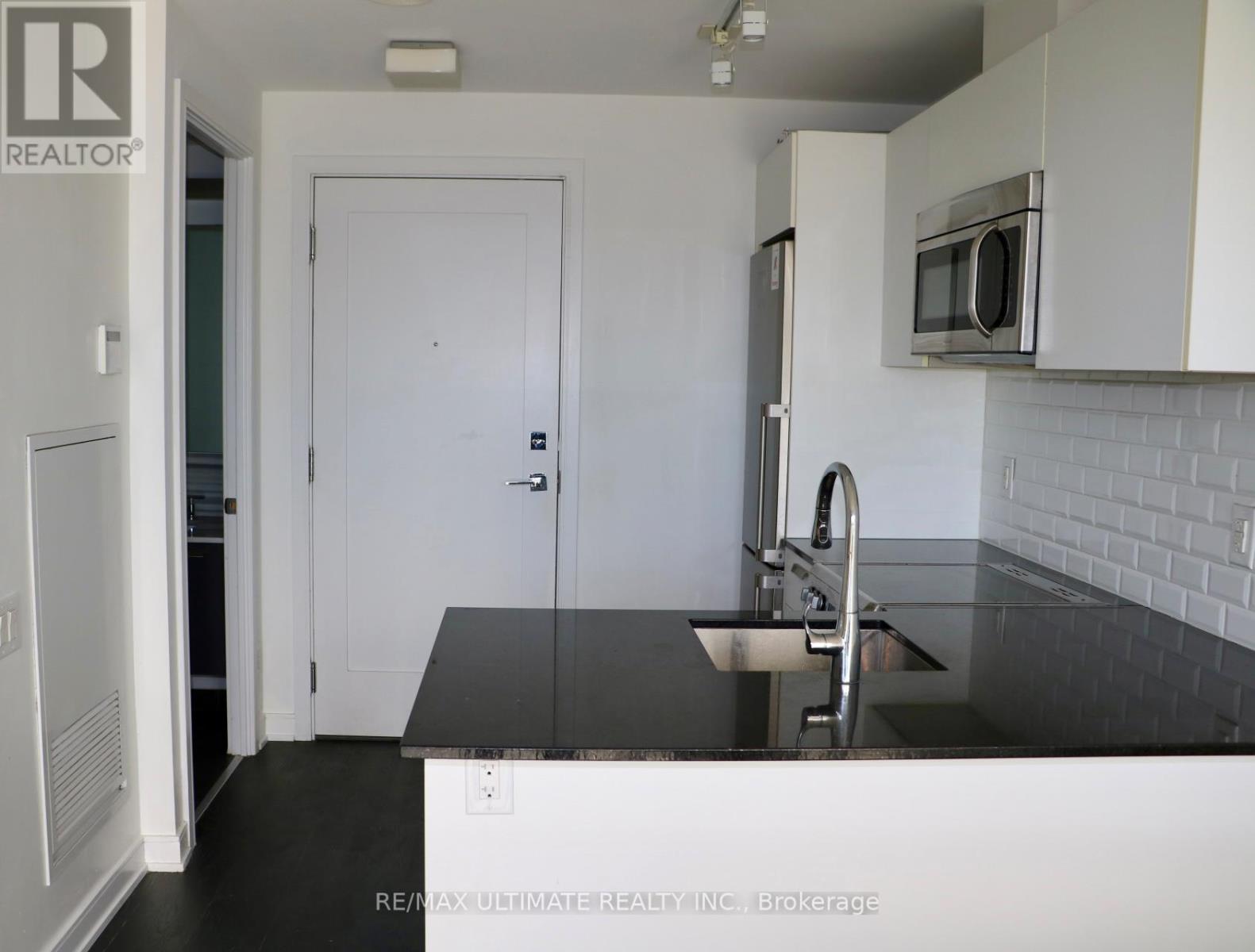 2604 - 57 St Joseph Street, Toronto, Ontario  M5S 0C5 - Photo 3 - C12946164