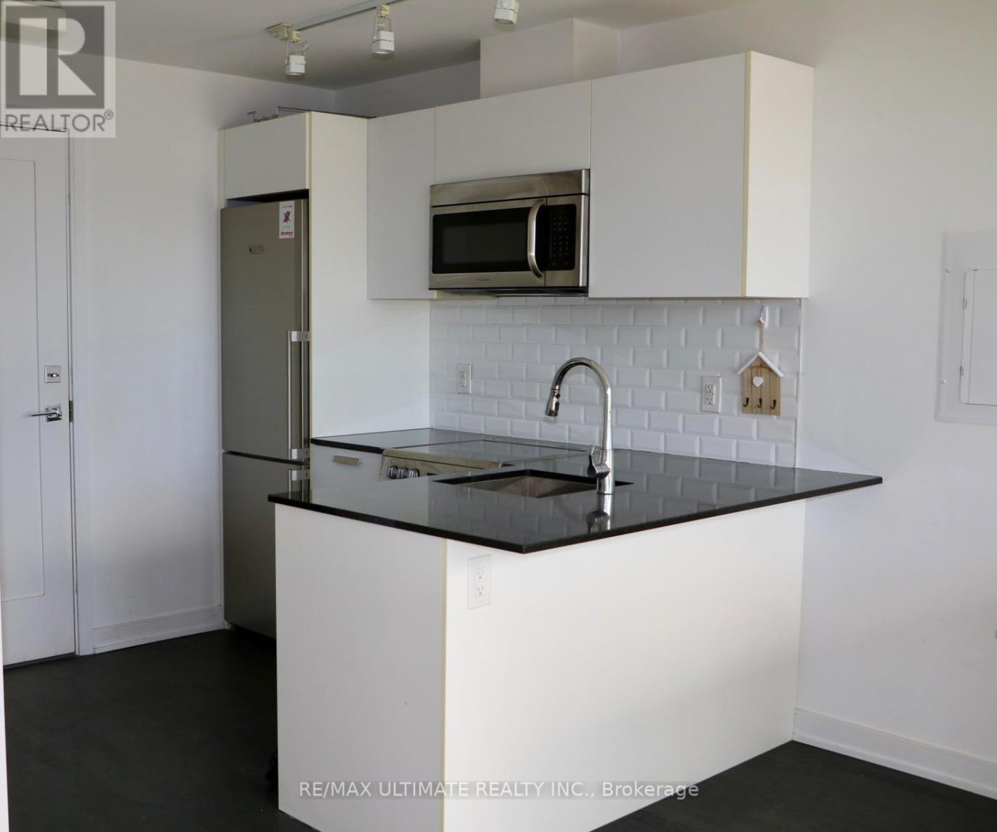 2604 - 57 St Joseph Street, Toronto, Ontario  M5S 0C5 - Photo 4 - C12946164