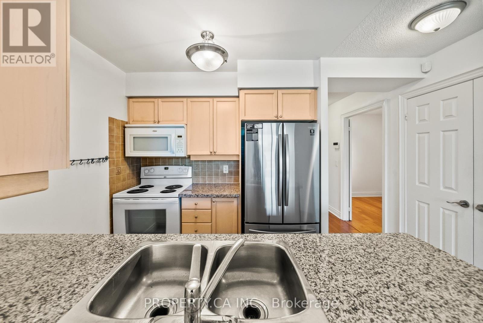 309 - 15 Greenview Avenue, Toronto, Ontario  M2M 4M7 - Photo 5 - C12946192