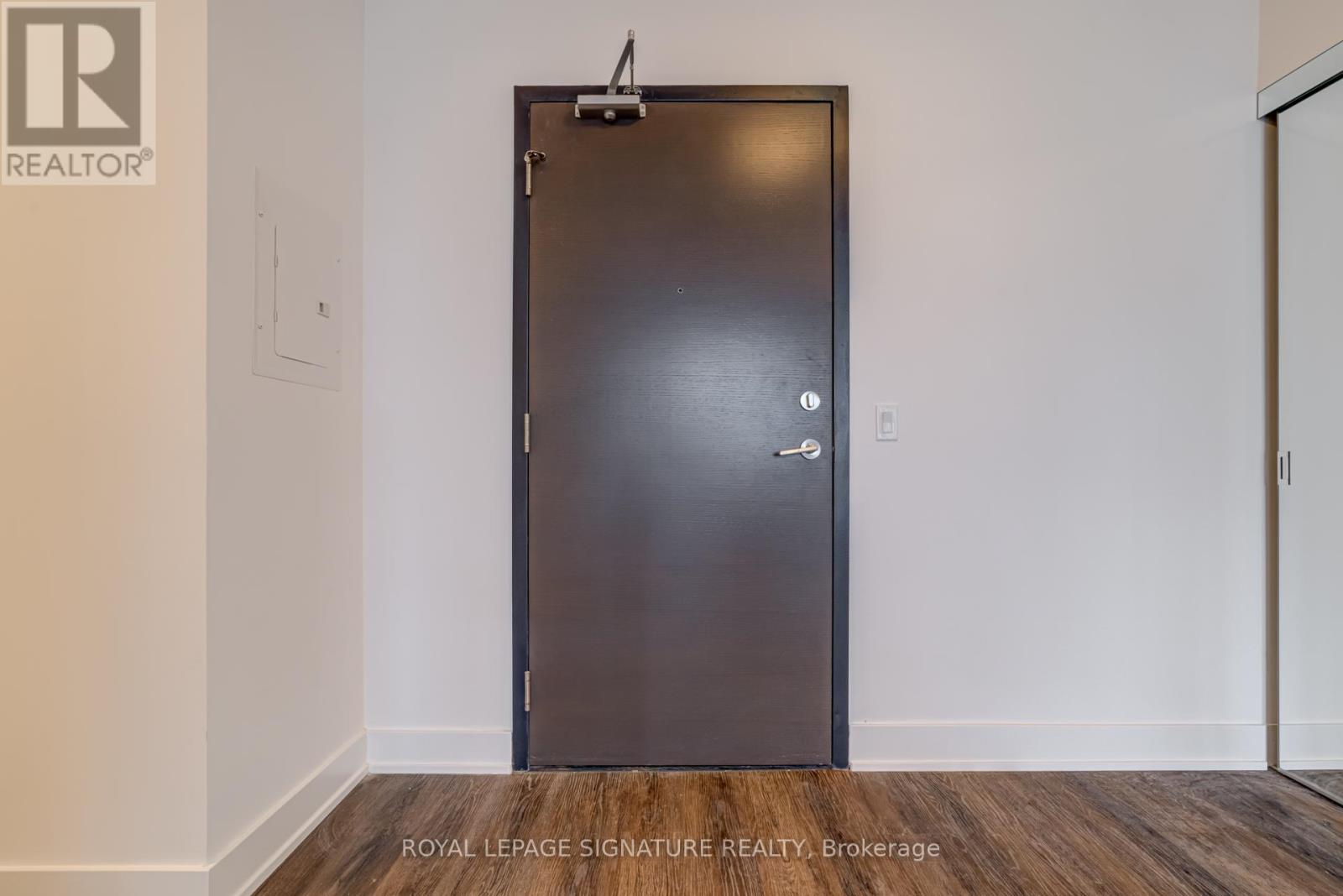 1105 - 2 Teagarden Court, Toronto, Ontario  M2N 0L6 - Photo 4 - C12946324