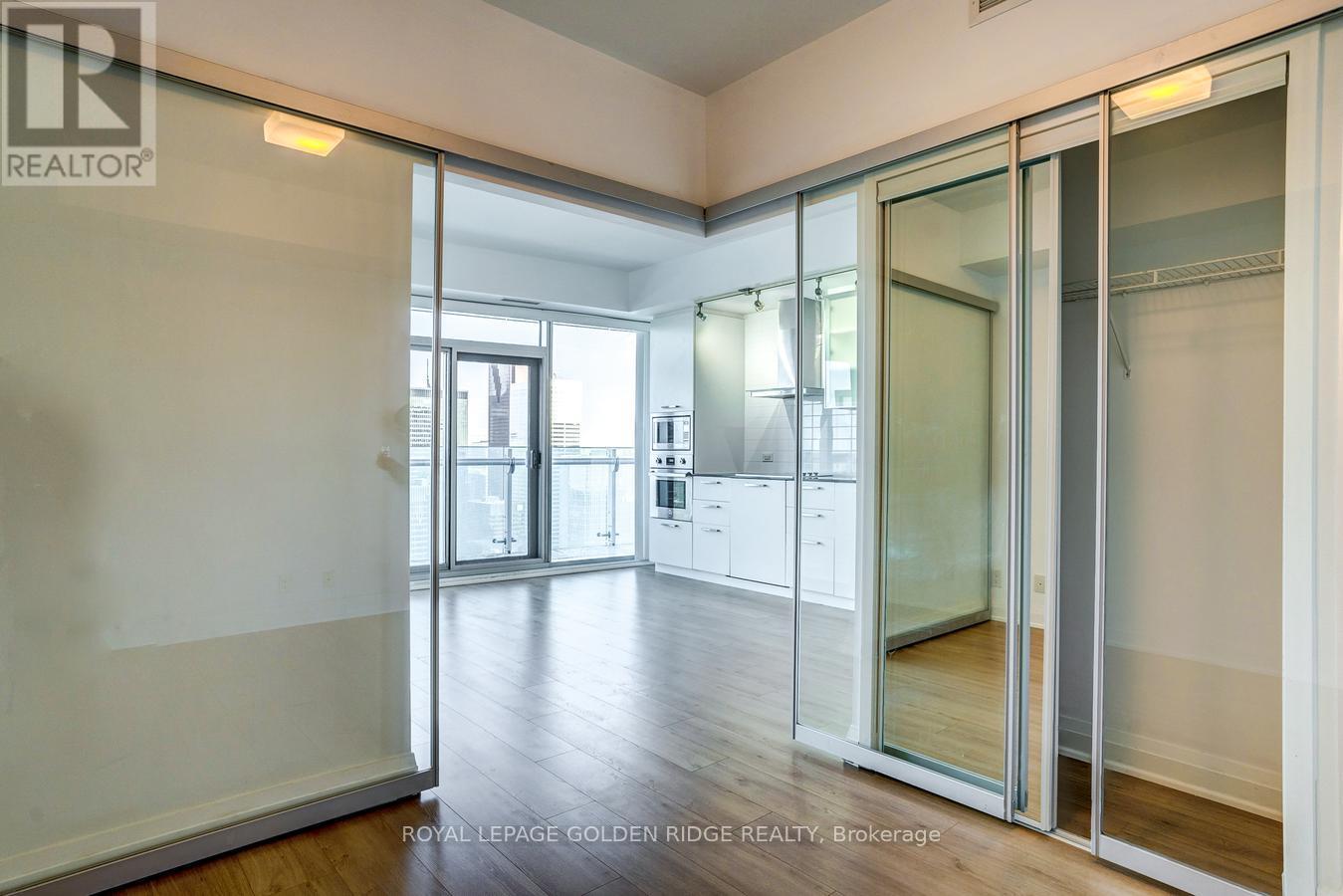 5809 - 14 York Street, Toronto, Ontario  M5J 0B1 - Photo 18 - C12946410