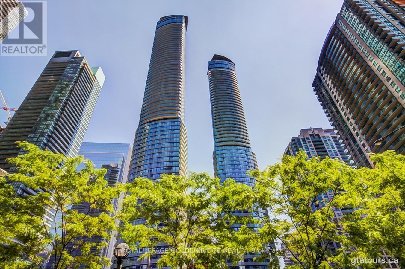 5809 - 14 York Street, Toronto, Ontario  M5J 0B1 - Photo 2 - C12946410