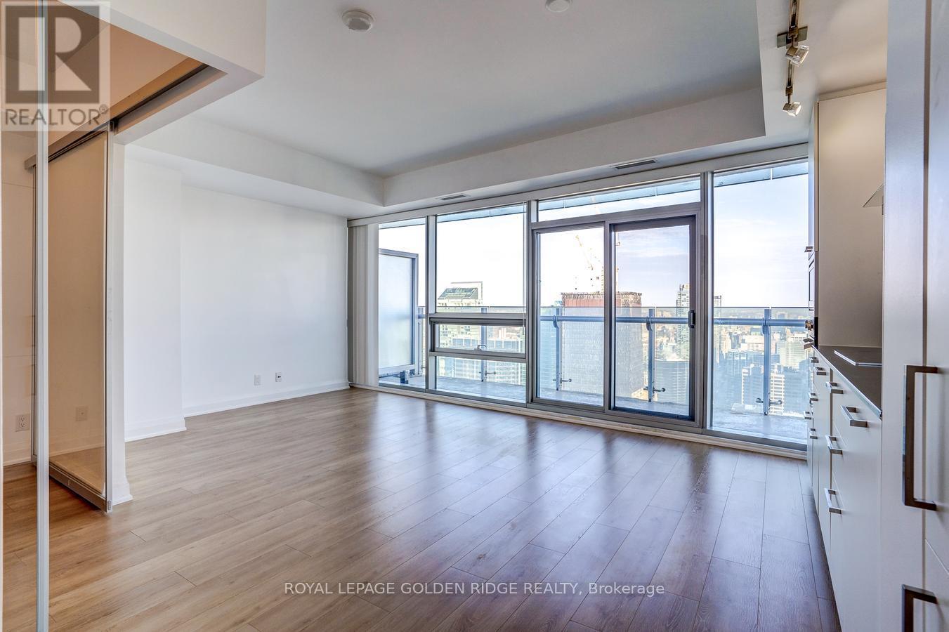 5809 - 14 York Street, Toronto, Ontario  M5J 0B1 - Photo 9 - C12946410