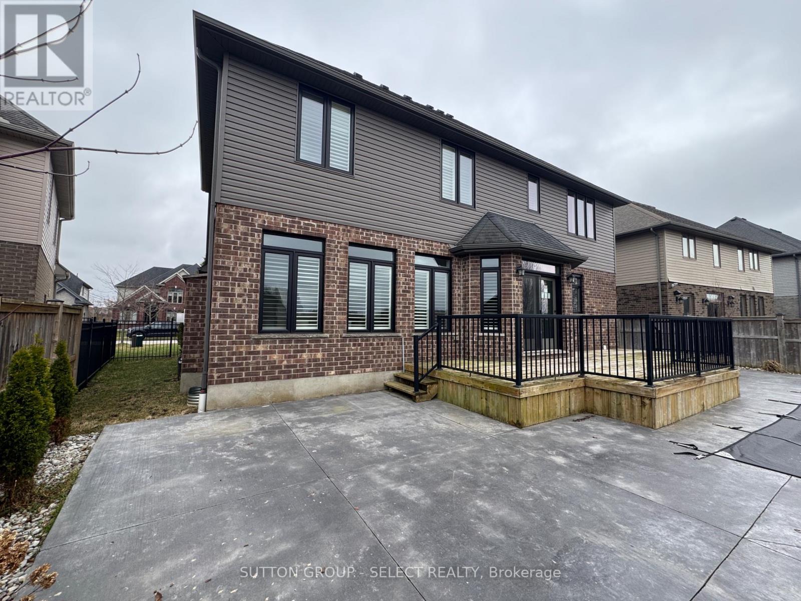 558 Eclipse Walk, London North, Ontario  N5X 3Z1 - Photo 46 - X12863292