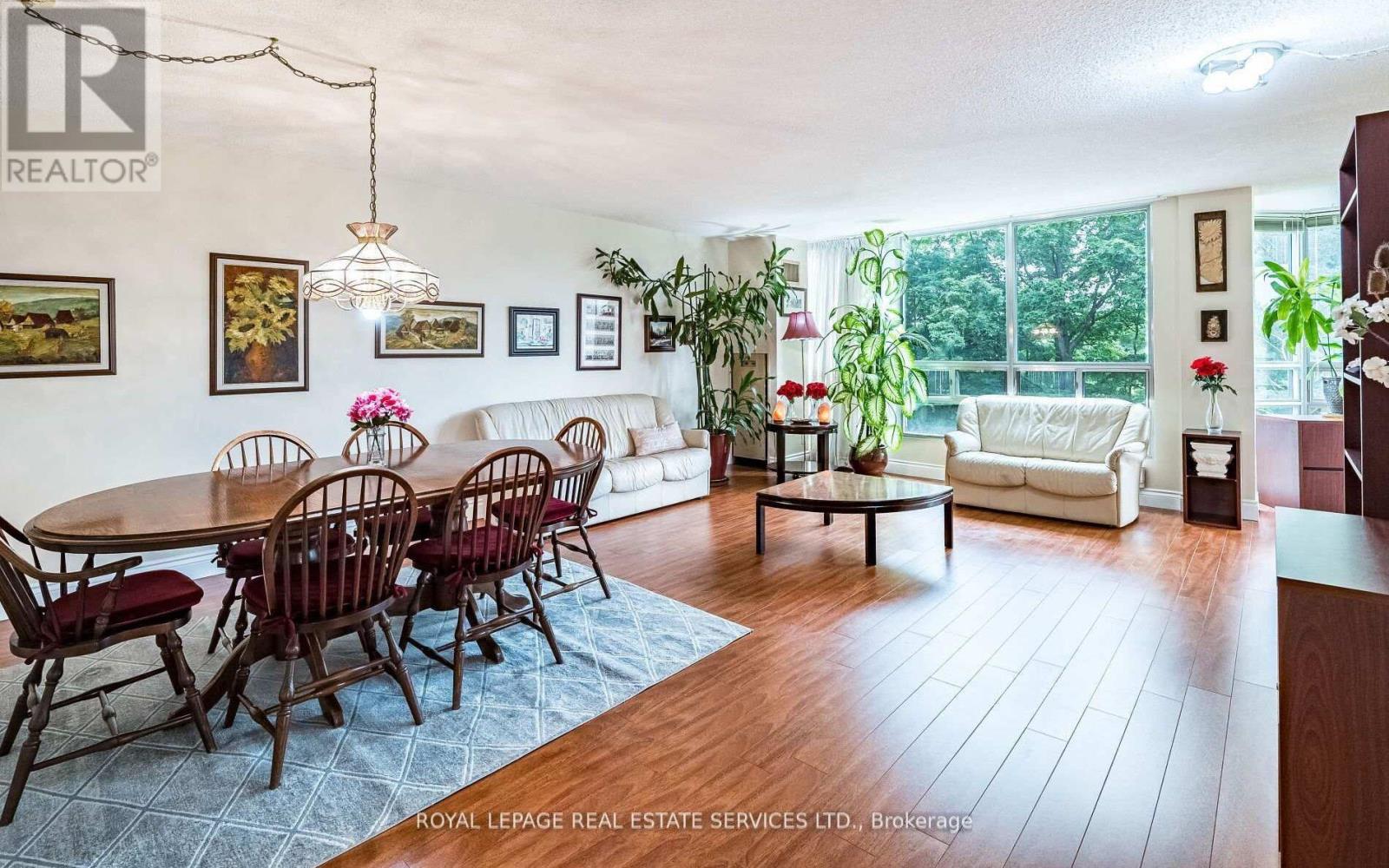 #202 - 310 Mill Street S, Brampton, Ontario  L6Y 3B1 - Photo 10 - W12899906