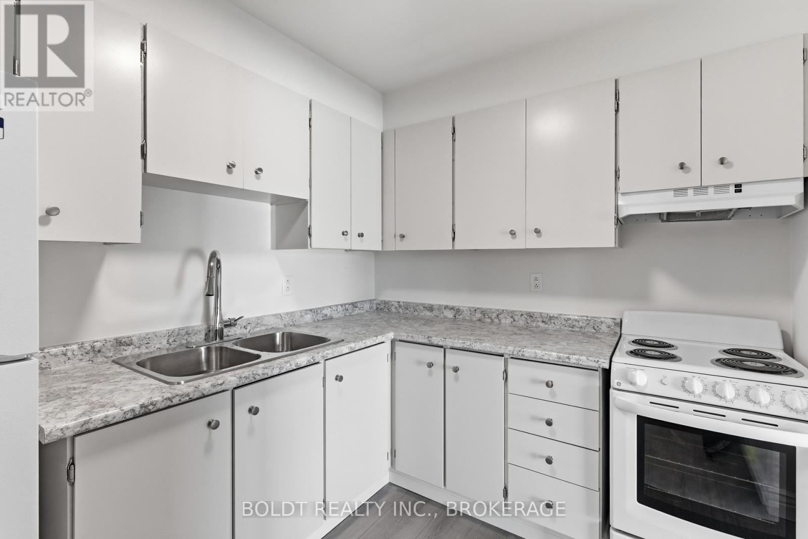 F - 706 Main Street E, Welland, Ontario  L3B 3Y4 - Photo 11 - X12832382