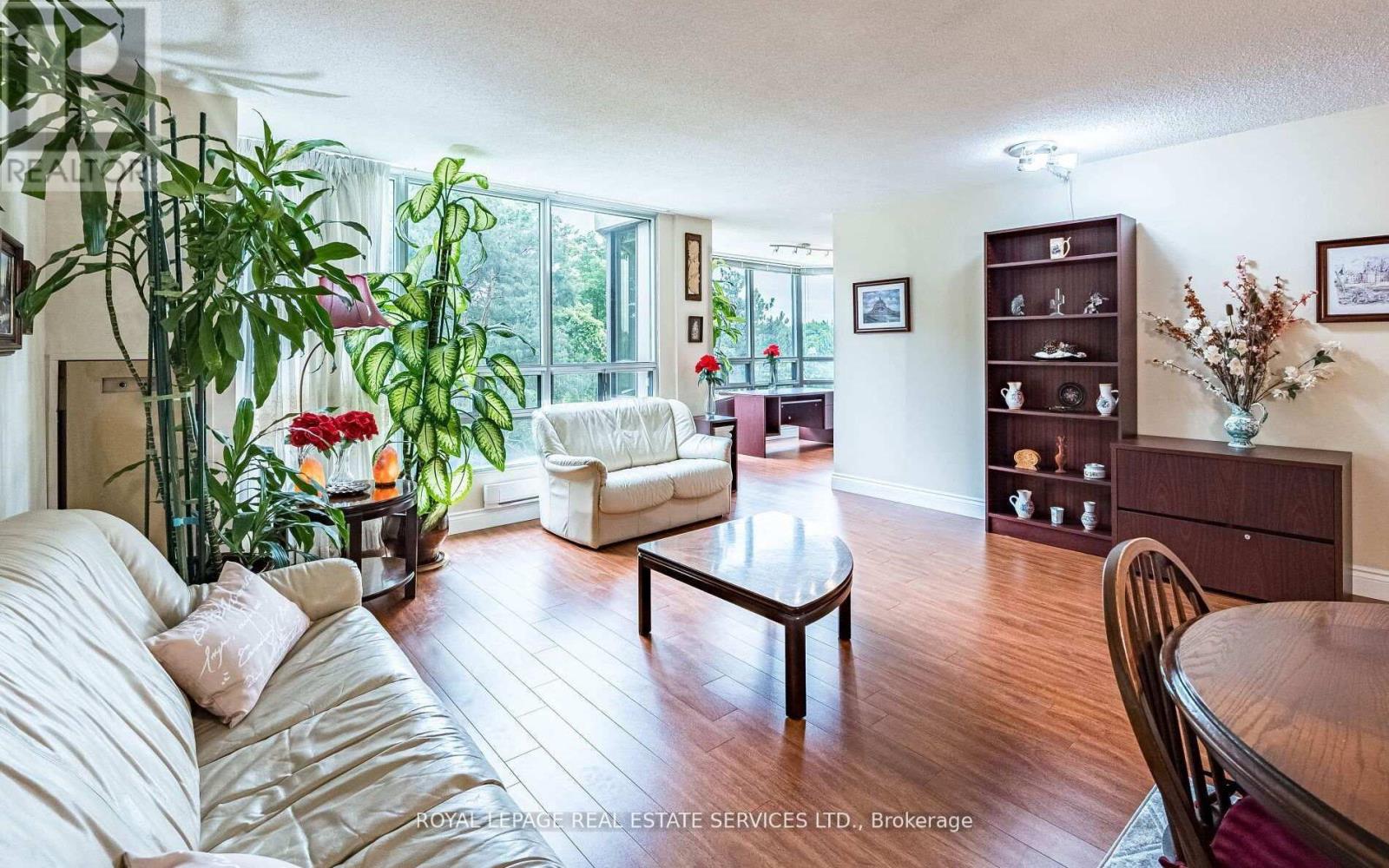 #202 - 310 Mill Street S, Brampton, Ontario  L6Y 3B1 - Photo 11 - W12899906