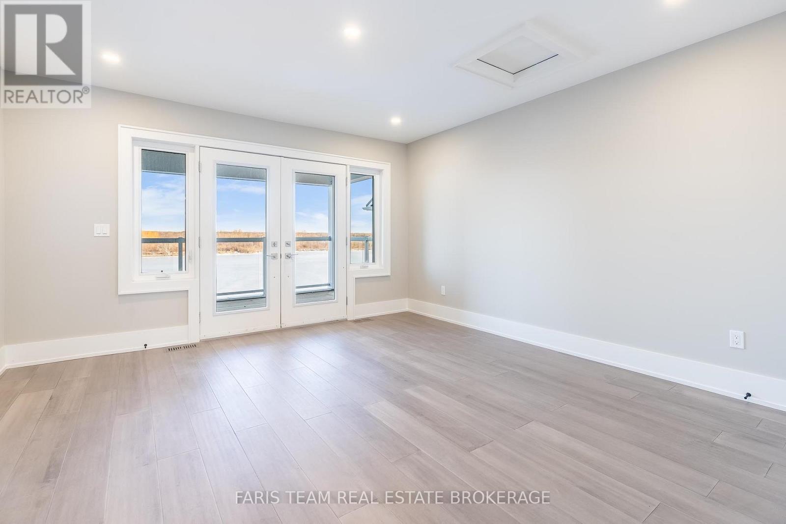 9 Dock Lane, Tay, Ontario  L0K 1R0 - Photo 19 - S12826154