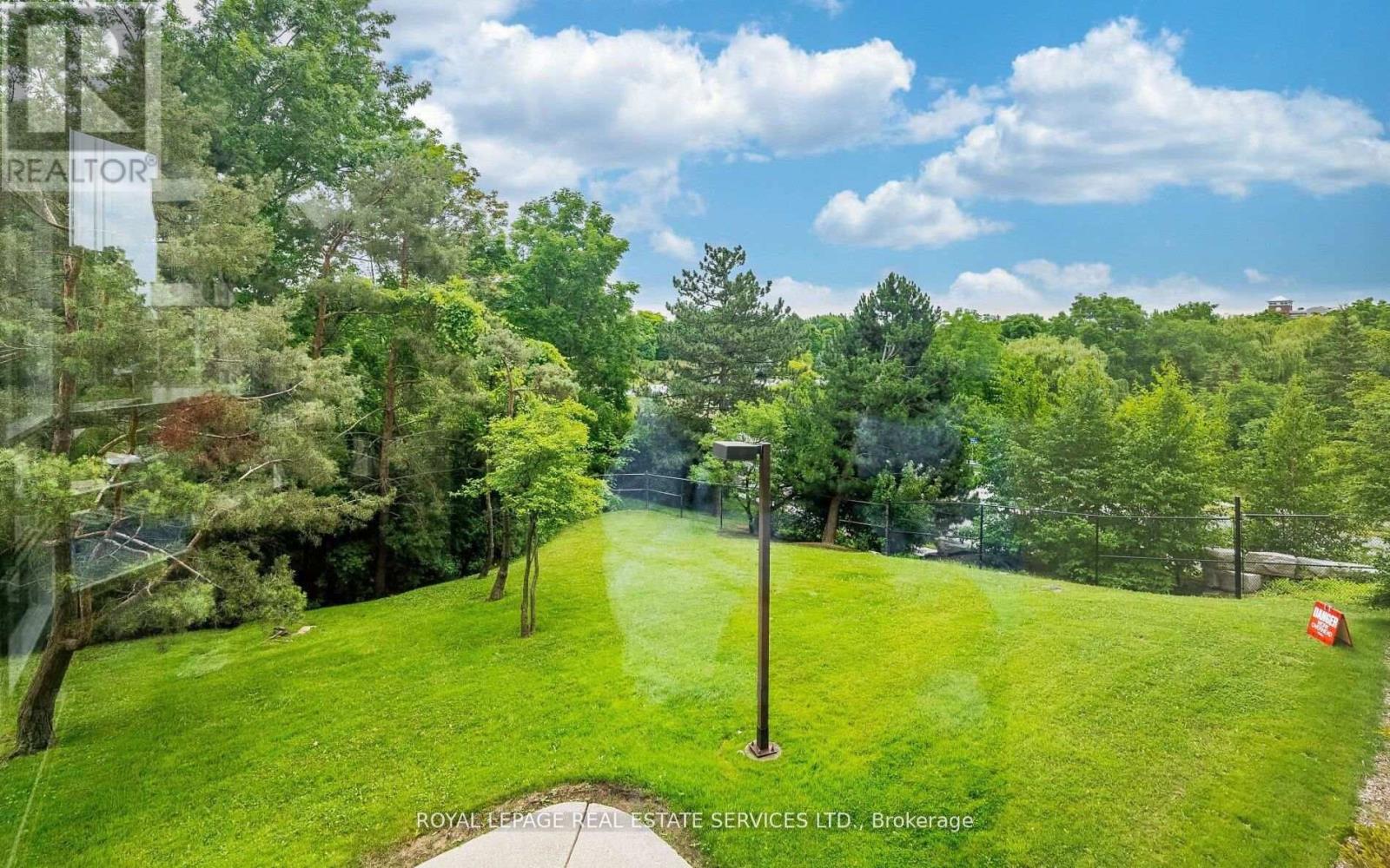 #202 - 310 Mill Street S, Brampton, Ontario  L6Y 3B1 - Photo 16 - W12899906