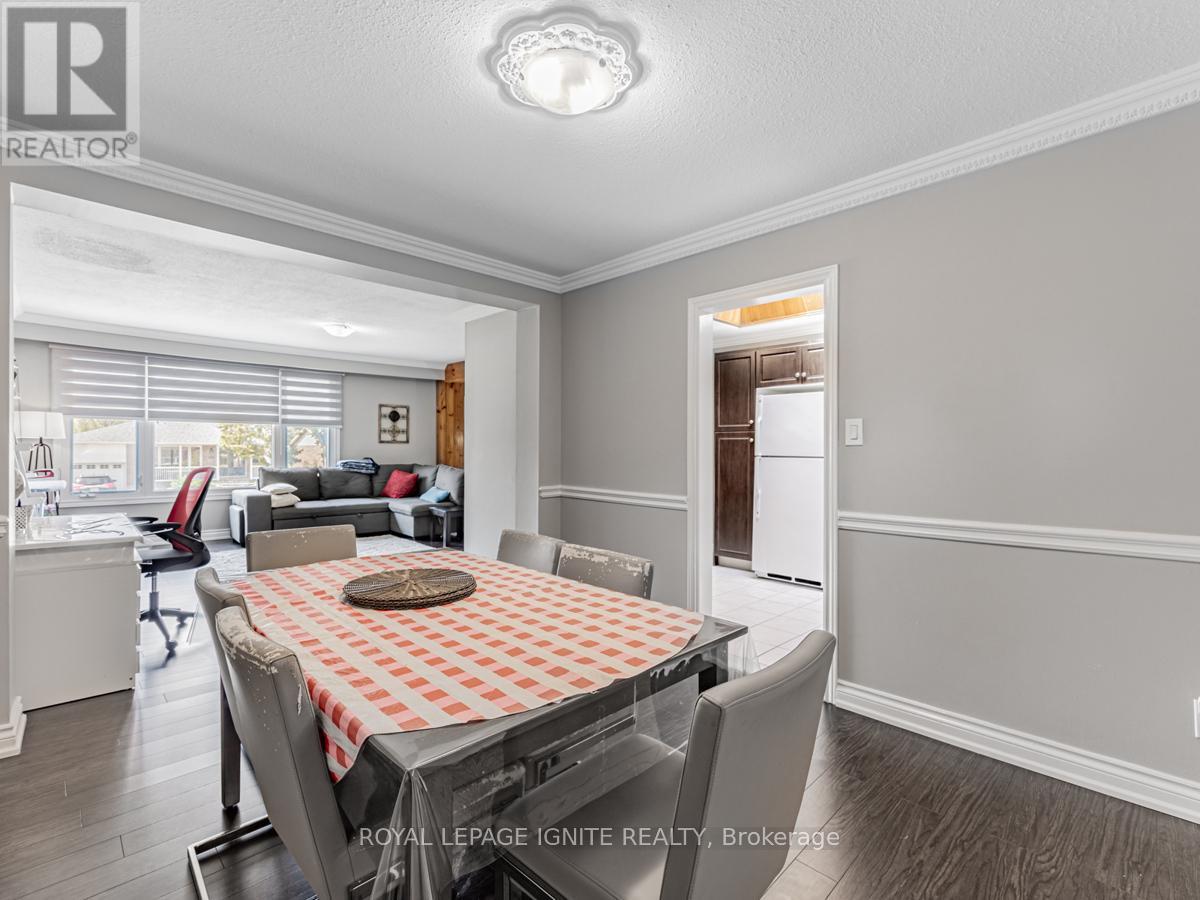 803 Fairview Avenue, Pickering, Ontario  L1W 1M7 - Photo 10 - E12946084