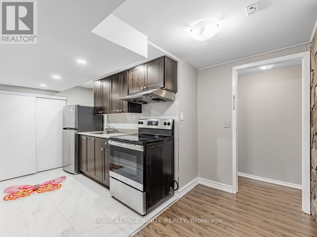 803 Fairview Avenue, Pickering, Ontario  L1W 1M7 - Photo 19 - E12946084