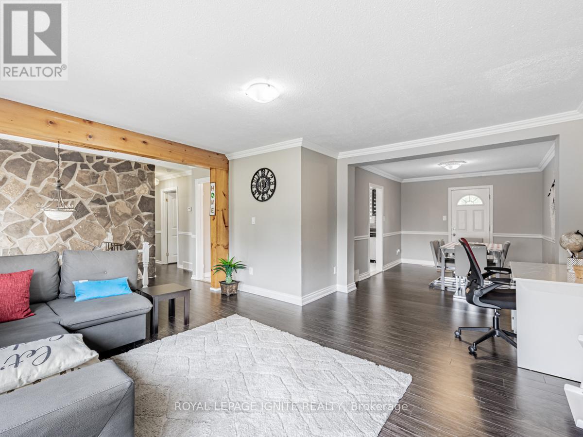 803 Fairview Avenue, Pickering, Ontario  L1W 1M7 - Photo 8 - E12946084