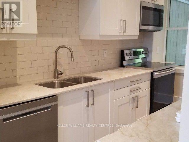 1226 Broadview Avenue, Toronto, Ontario  M4K 2T2 - Photo 3 - E12946162