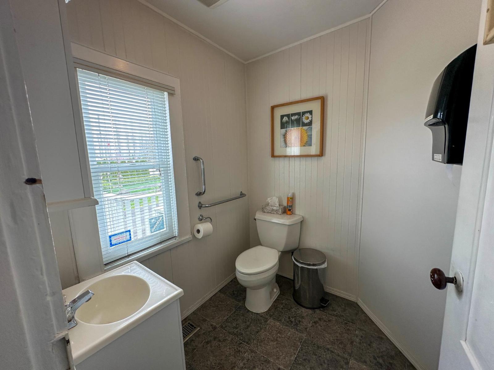 21641 48 Avenue, Langley, British Columbia  V3A 3N7 - Photo 13 - C8077402