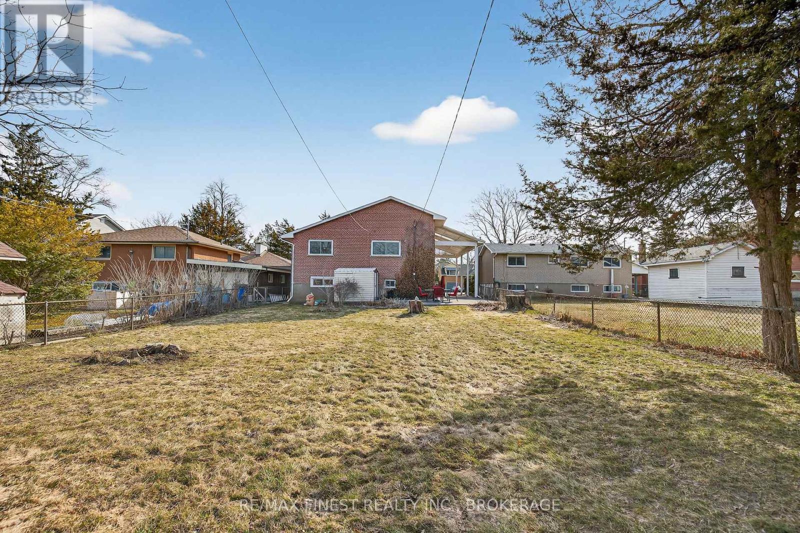 20 Oakridge Avenue, Kingston, Ontario  K7L 4S9 - Photo 11 - X12946086