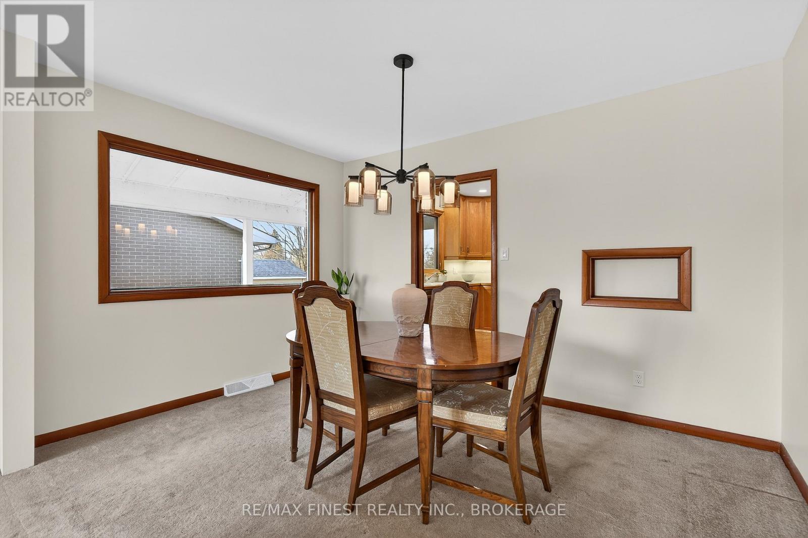 20 Oakridge Avenue, Kingston, Ontario  K7L 4S9 - Photo 21 - X12946086