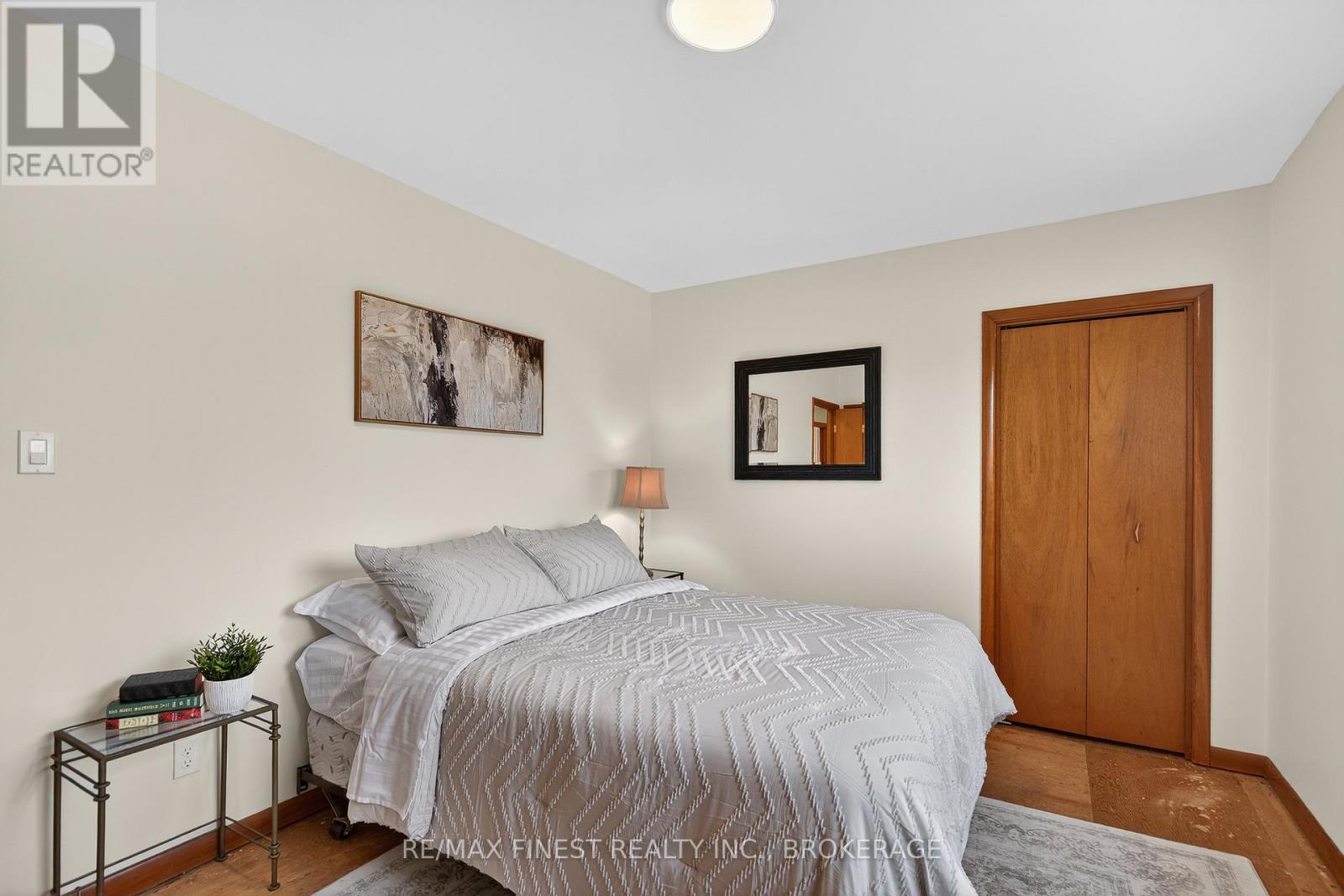 20 Oakridge Avenue, Kingston, Ontario  K7L 4S9 - Photo 29 - X12946086