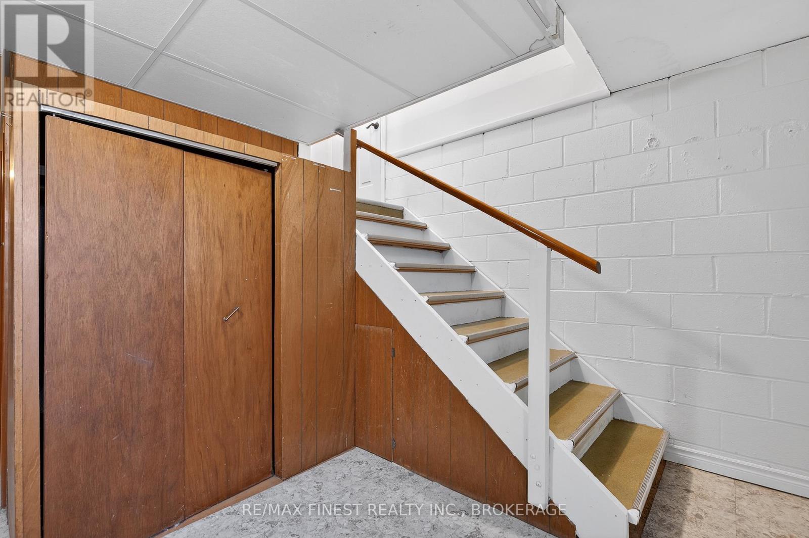 20 Oakridge Avenue, Kingston, Ontario  K7L 4S9 - Photo 35 - X12946086