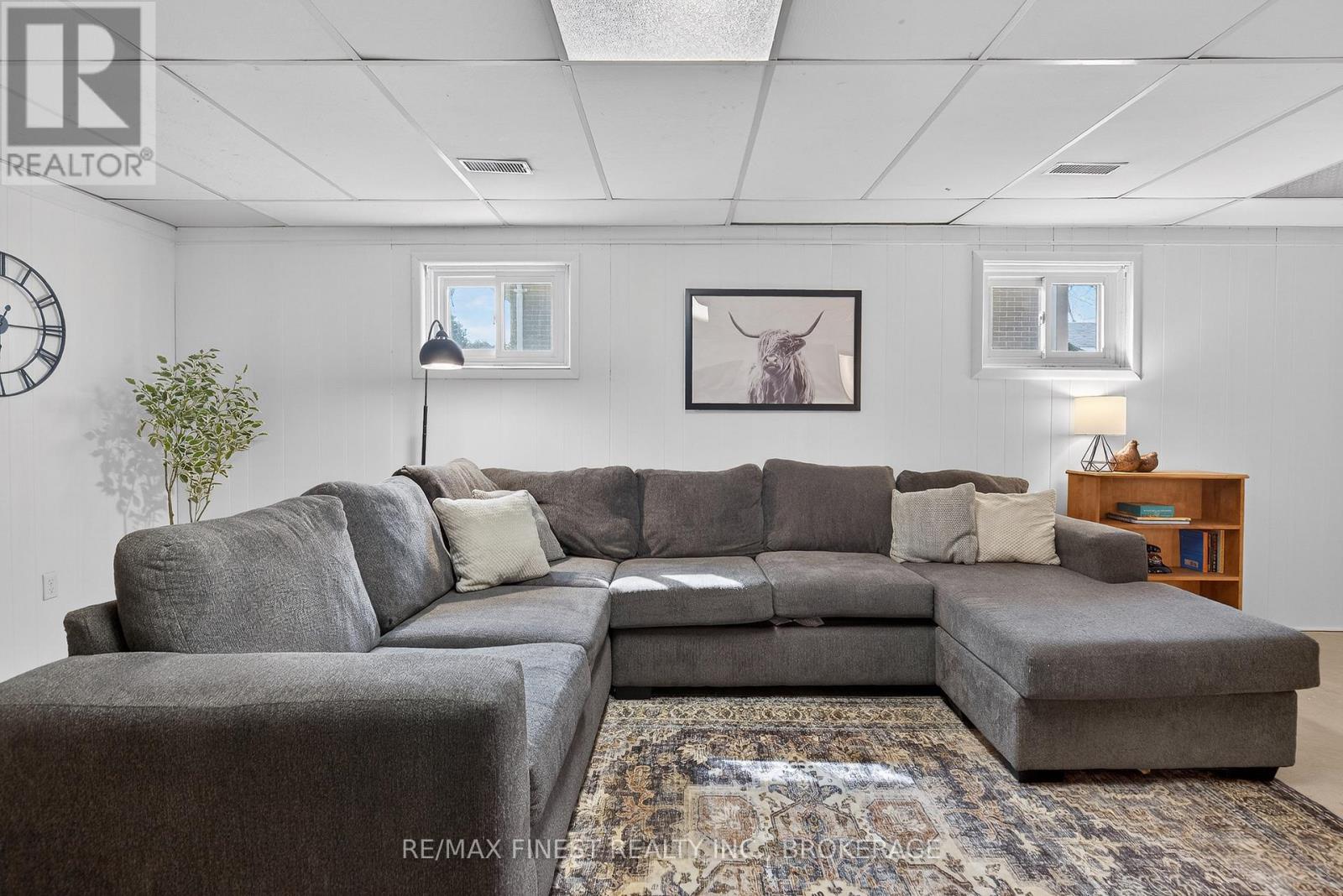 20 Oakridge Avenue, Kingston, Ontario  K7L 4S9 - Photo 49 - X12946086