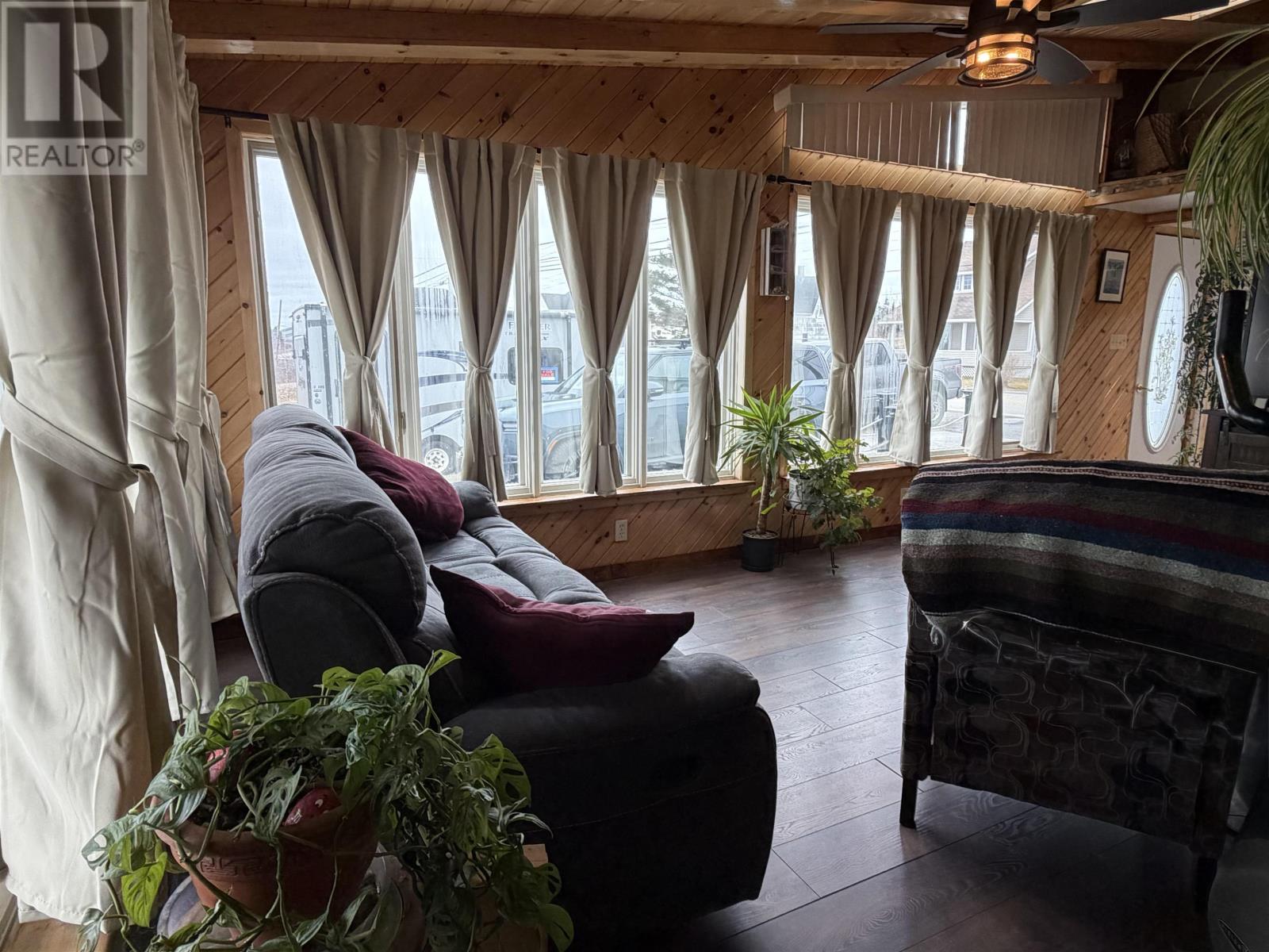 637 Highway 335, West Pubnico, Nova Scotia  B0W 3S0 - Photo 10 - 202606009