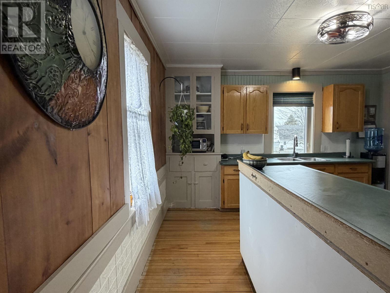 637 Highway 335, West Pubnico, Nova Scotia  B0W 3S0 - Photo 12 - 202606009