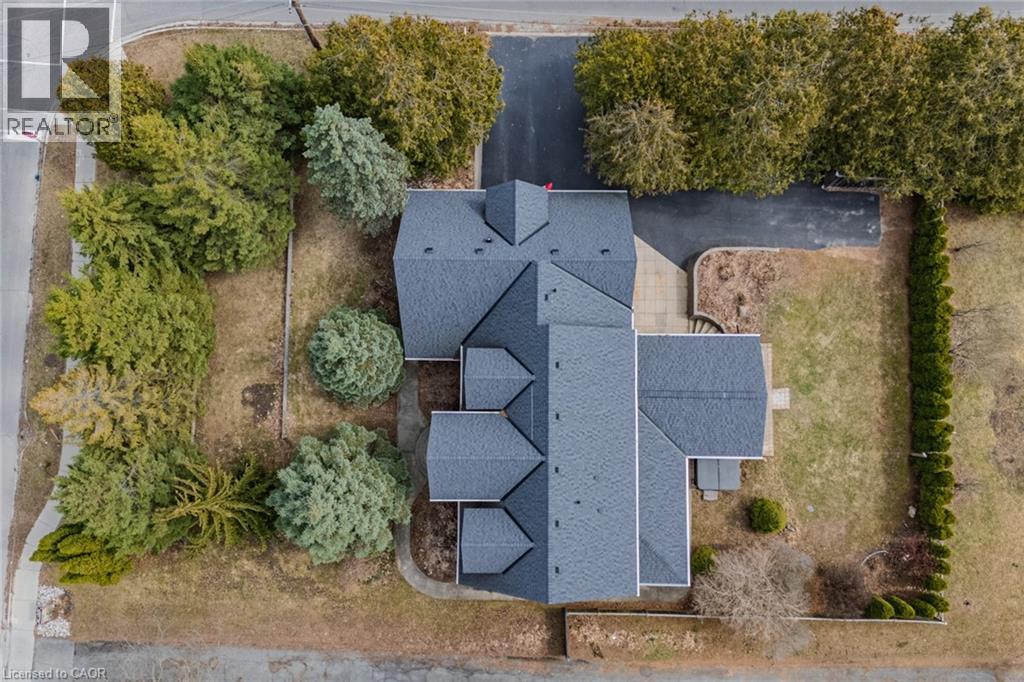 208 Victoria Street, Simcoe, Ontario  N3Y 4K2 - Photo 2 - 40815990