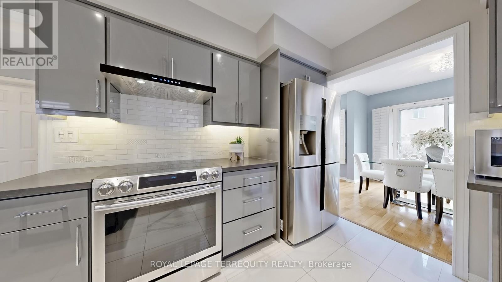 61 Quetico Drive, Richmond Hill, Ontario  L4B 4J2 - Photo 16 - N12946032