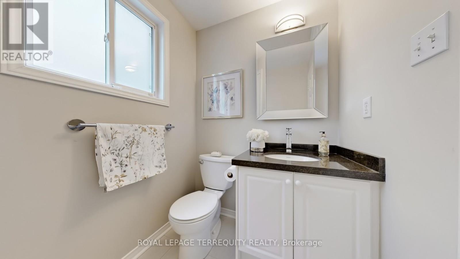 61 Quetico Drive, Richmond Hill, Ontario  L4B 4J2 - Photo 17 - N12946032