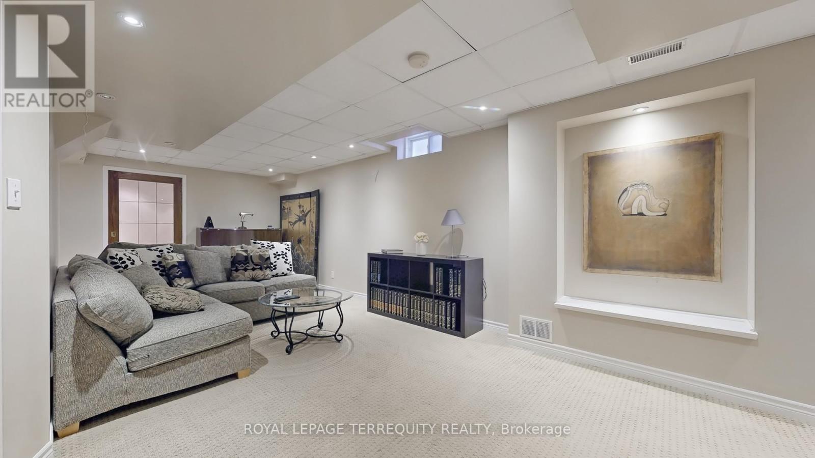 61 Quetico Drive, Richmond Hill, Ontario  L4B 4J2 - Photo 36 - N12946032