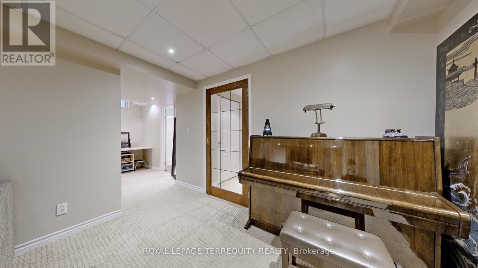 61 Quetico Drive, Richmond Hill, Ontario  L4B 4J2 - Photo 38 - N12946032