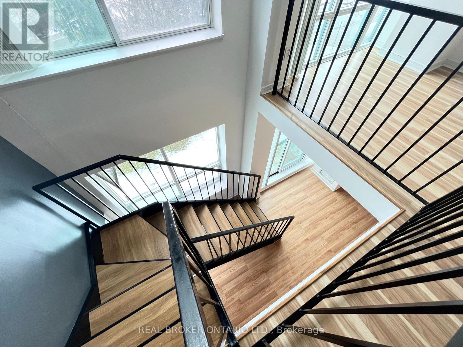 222 - 3 Ellesmere Street, Richmond Hill, Ontario  L4B 4N2 - Photo 12 - N12946088