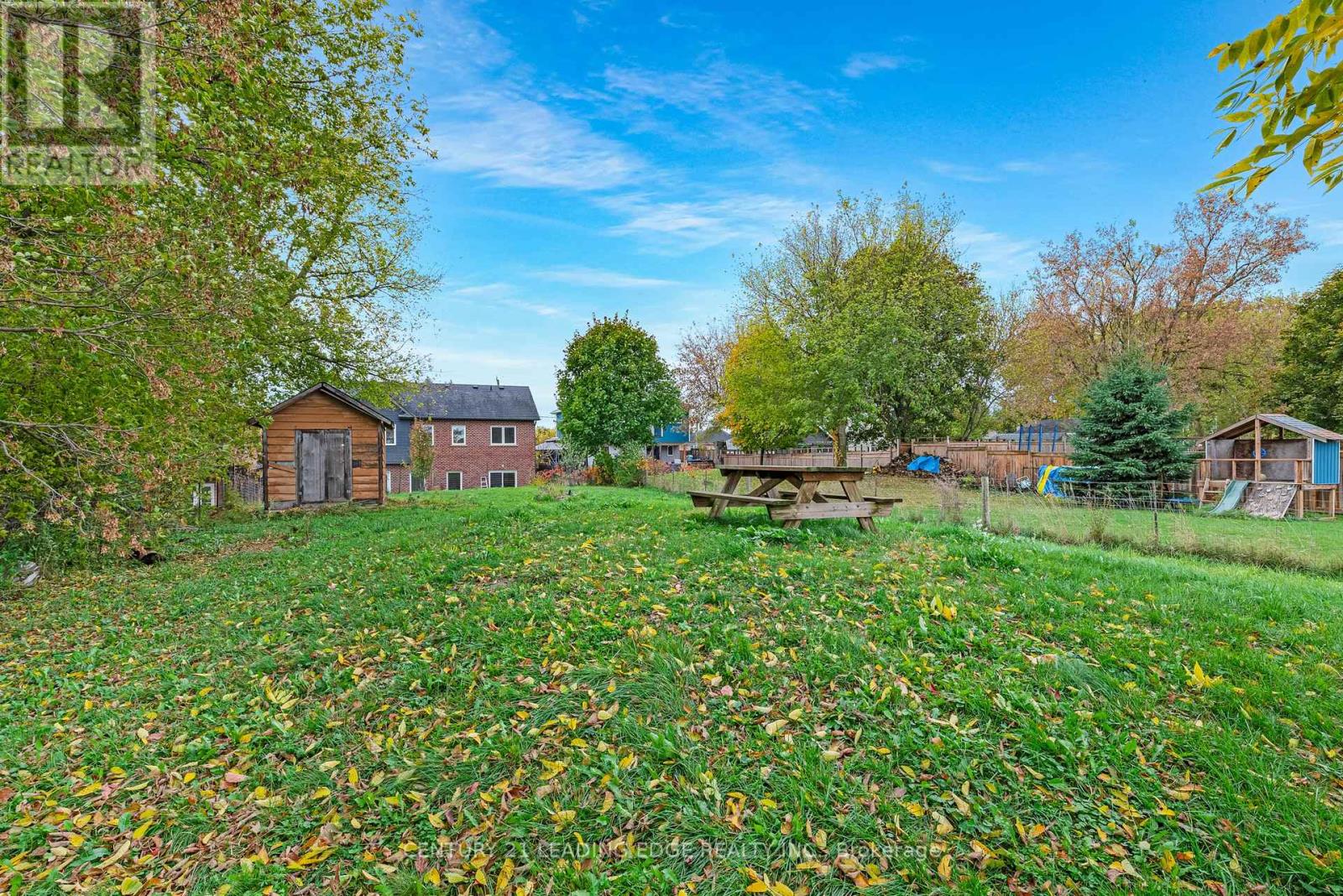 34 Mitchell Avenue, Whitchurch-Stouffville, Ontario  L4A 2X9 - Photo 47 - N12946110