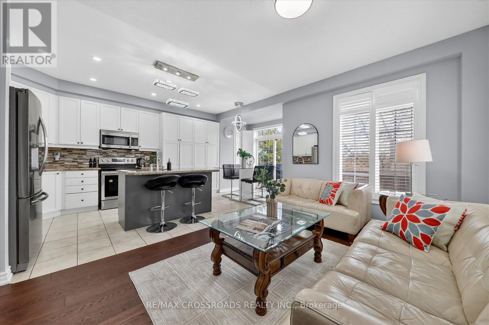 175 Riverwalk Drive, Markham, Ontario  L6B 0G6 - Photo 16 - N12946130