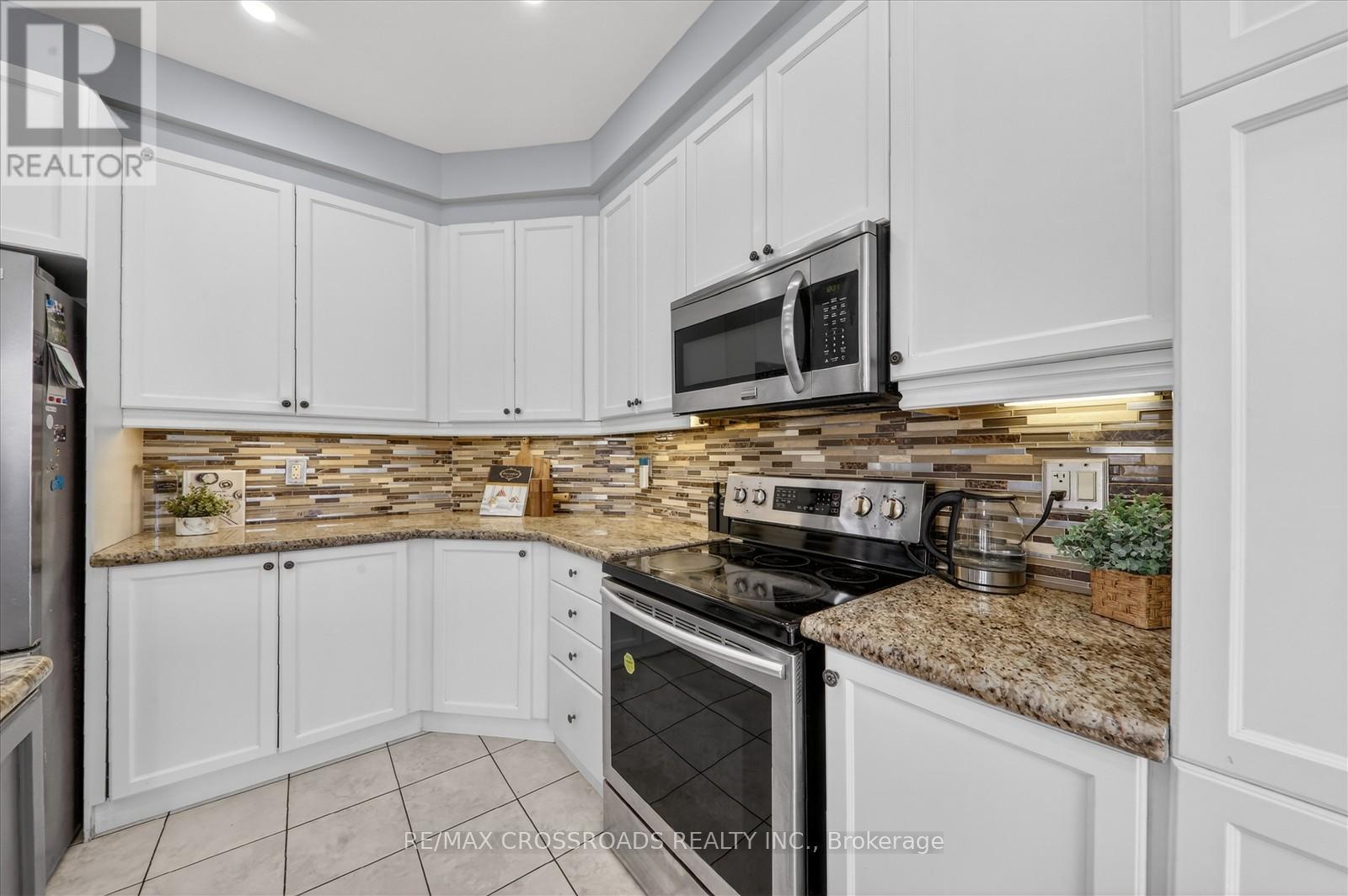 175 Riverwalk Drive, Markham, Ontario  L6B 0G6 - Photo 19 - N12946130