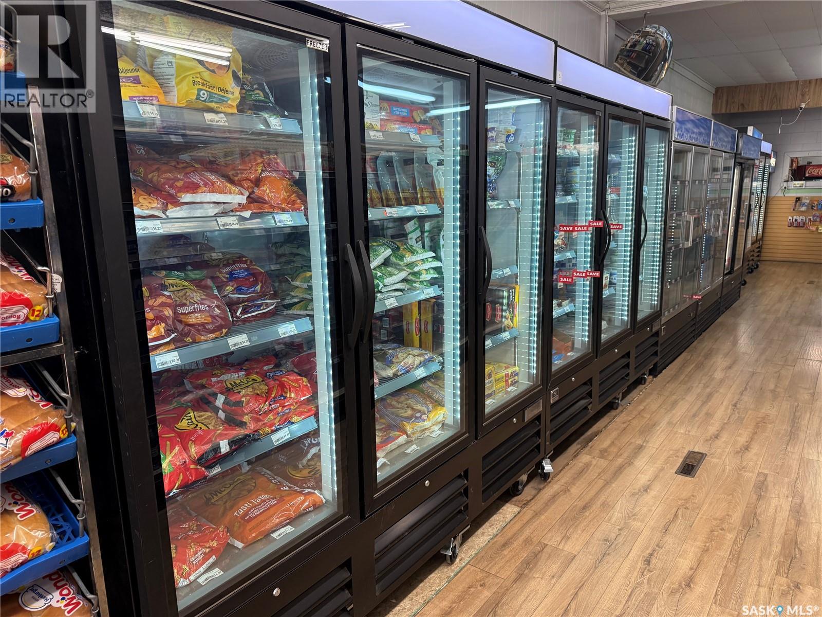 201 Main Street, Blaine Lake, Saskatchewan  S0J 0J0 - Photo 3 - SK031833