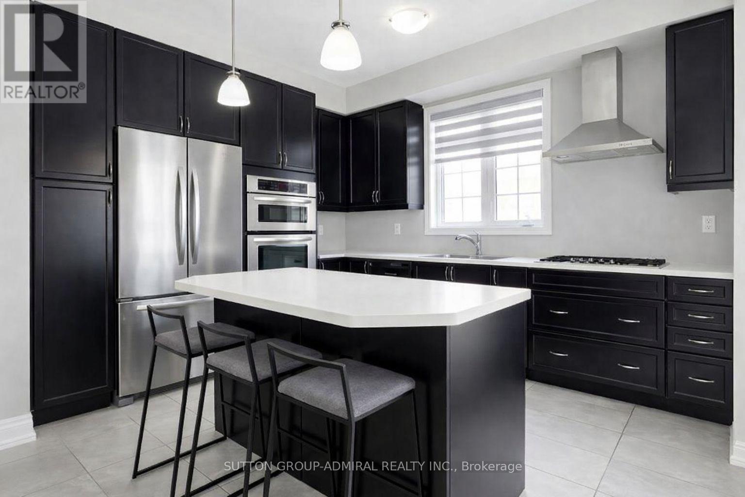 1 Citrine Drive, Bradford West Gwillimbury (Bradford), Ontario  L3Z 0T5 - Photo 7 - N12946216